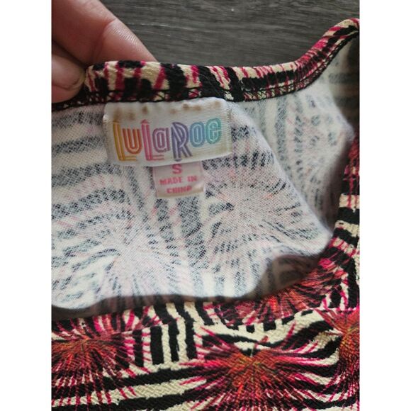 Lularoe - Picture 3 of 3